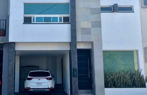 Casa en Venta en Col. Capistrano